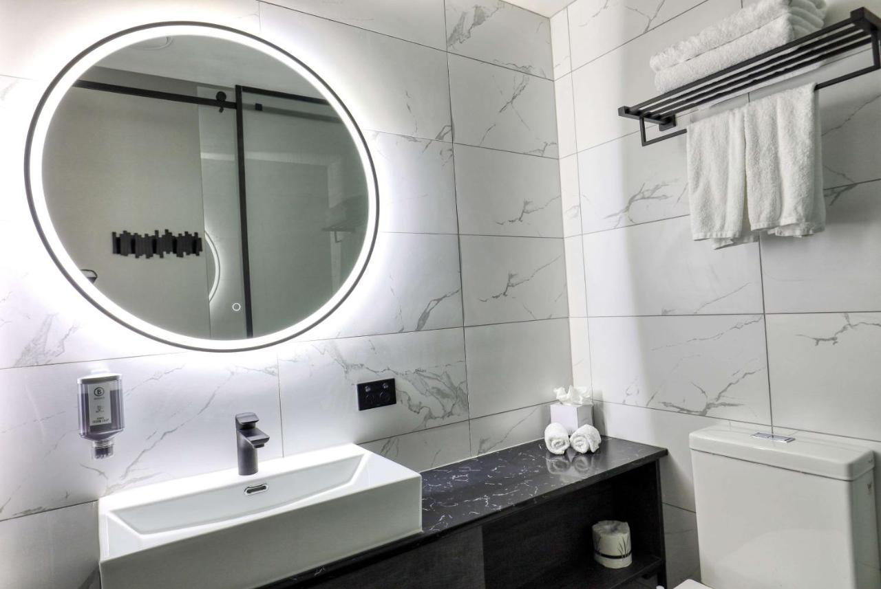 Microtel By Wyndham Wellington Esterno foto